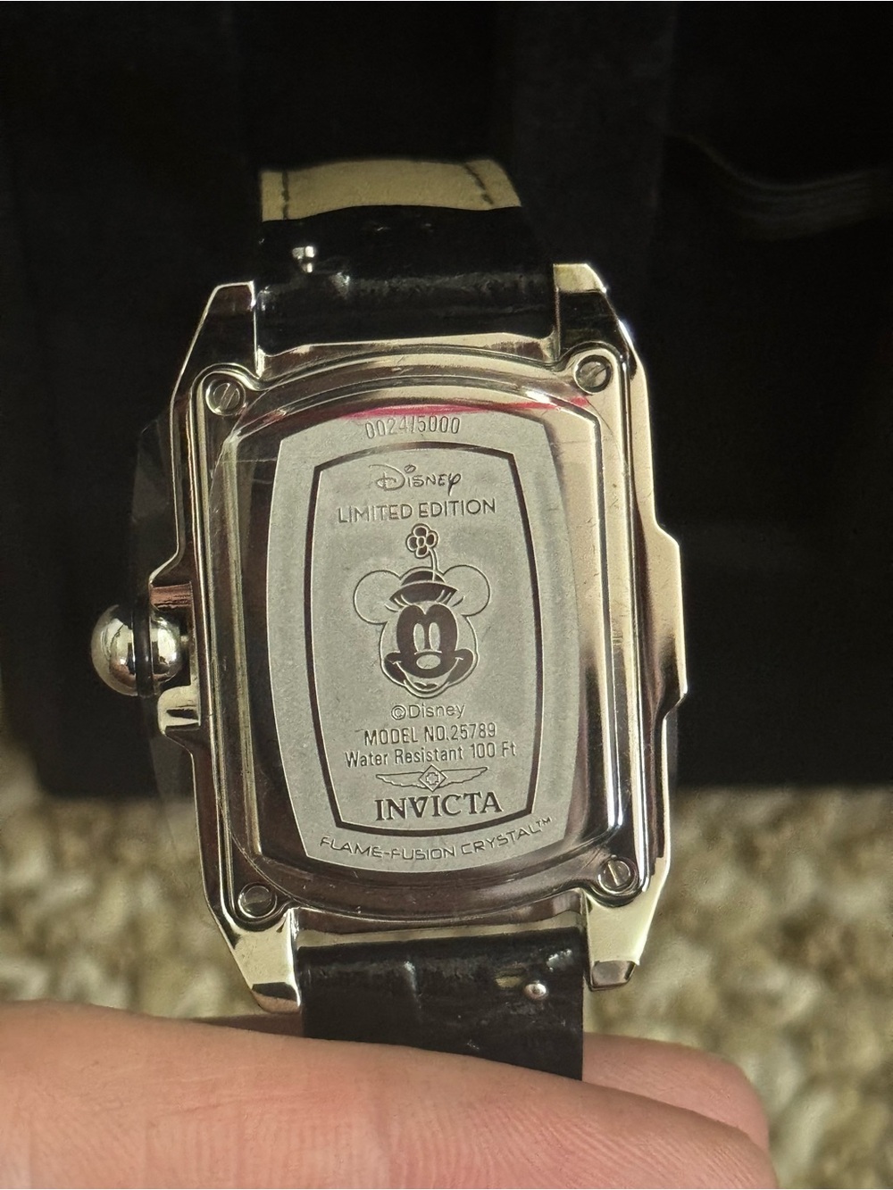 Invicta Disney Limited Edition Minnie Mouse Women's Watch - Picture 7 of 8